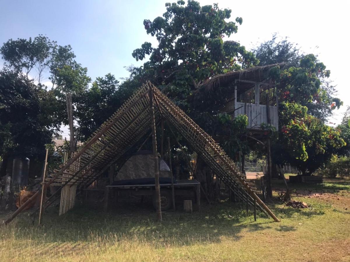 Amando_Tent Hotel Phayao Eksteriør billede