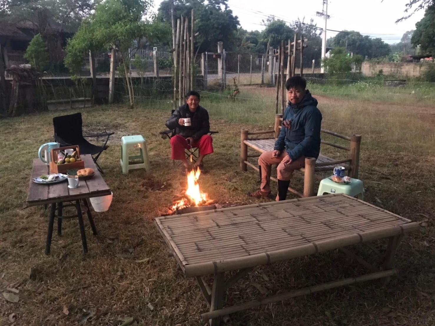 Amando_Tent Hotel Phayao Eksteriør billede