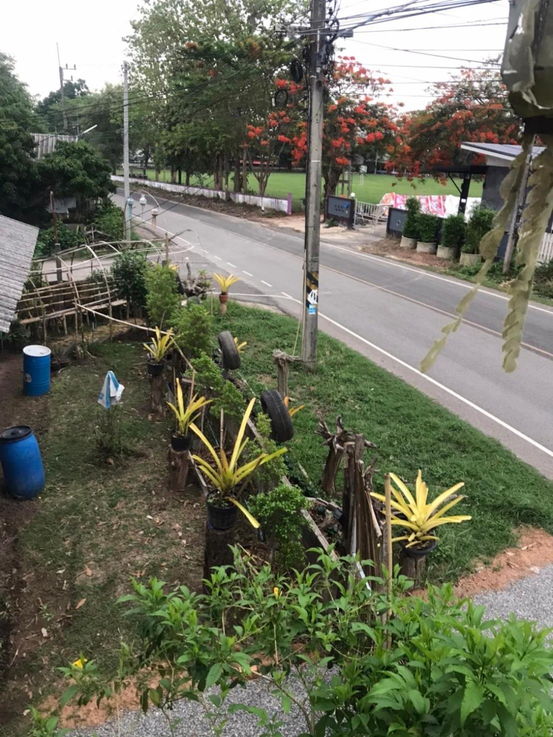 Amando_Tent Hotel Phayao Eksteriør billede